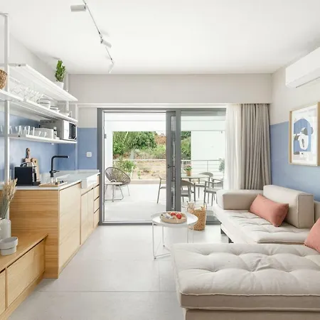 Eladia Suites, Sea View