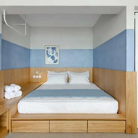 Eladia * Neos Marmaras