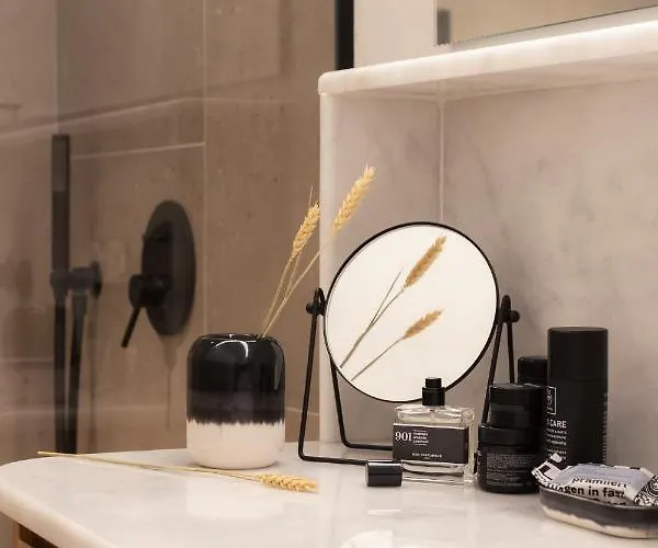 Eladia Néos Marmarás