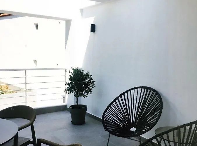 Eladia Apartamento Néos Marmarás