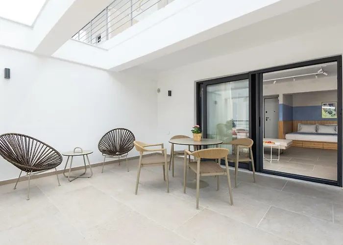 Eladia Apartamento Néos Marmarás